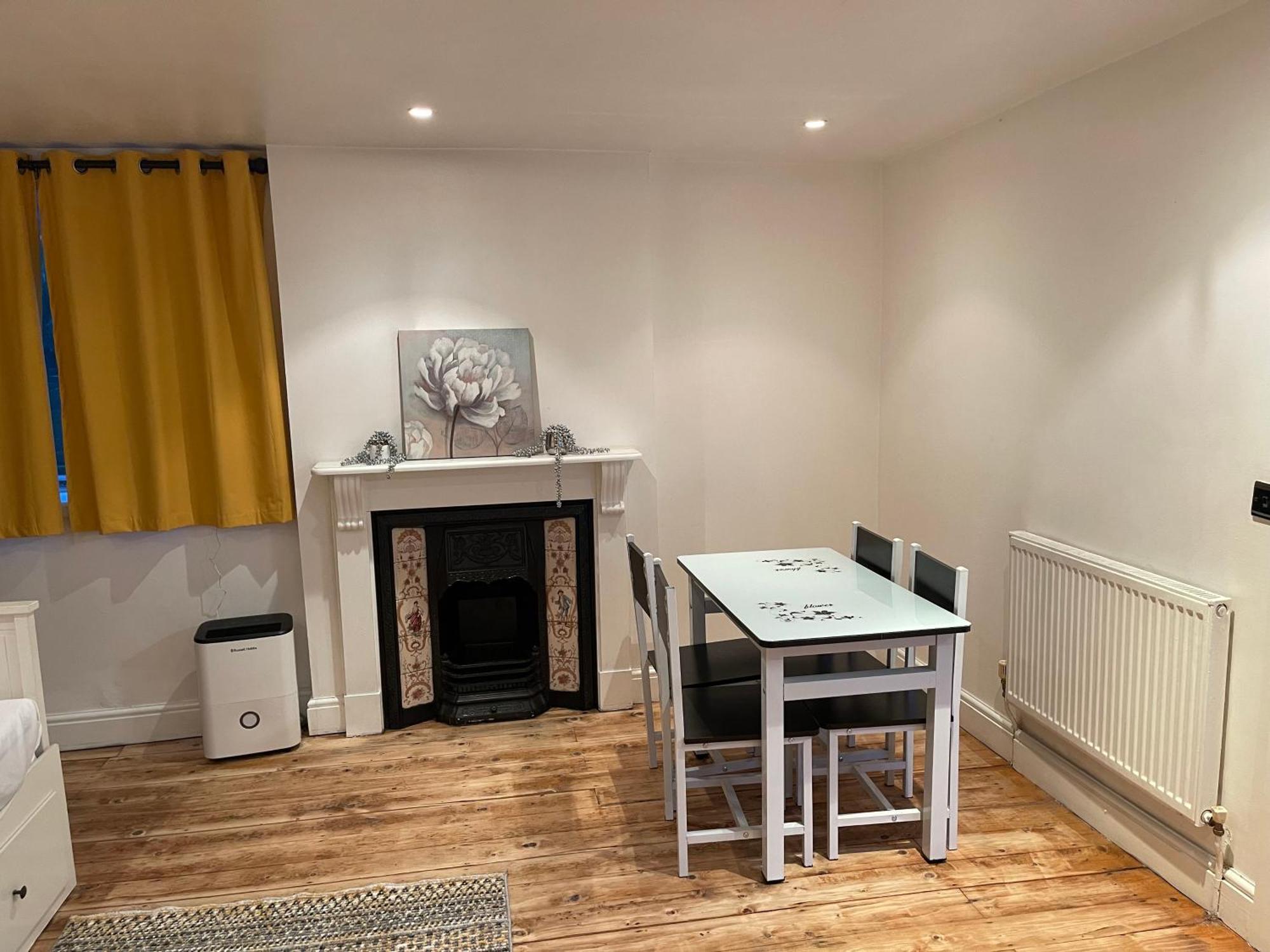 A Lovely One Bed Flat In North Finchley Exterior photo